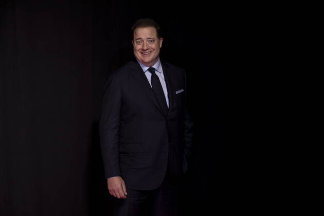September 11, 2022, Toronto, ON, CAN: Brendan Fraser arrives the Toronto International Film FestivalöÄÃ s Tribute Award on Sunday, Sept. 11, 2022. Toronto CAN - ZUMAc35_ 20220911_zaf_c35_198 Copyright: xChrisxYoungx