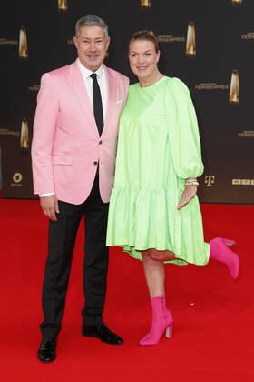 The German Television Award 2021 Mirja Boes and Joachim Llambi on the red carpet at the award ceremony The German Television Award The TV highlights of the year on September 14 at MMC Studios Cologne Copyright: xEventpressxGolejewskix