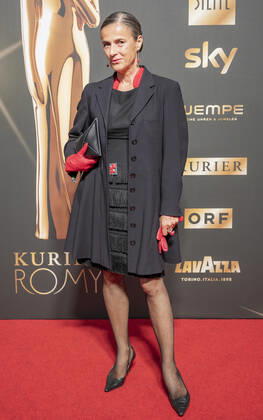 20220916 Kurier Romy-Branchenfest 2022 WIEN, OESTERREICH - 16. SEPTEMBER: TV Moderatorin und Host des Abends Arabella Kiesbauer bei Ihrer Ankunft am roten Teppich vor dem Kurier Romy-Brachenfest 2022, bei dem im Rahmen einer festlichen Verleihung, die kreativen Talente hinter der Kamera in 15 Kategorien Nomnierten, geehrt werden am 16. September 2022 im Gartenbaukino in Wien, Oesterreich. 220916_SEPA_17_011 Copyright: xIsabellexOuvrardx SEPAxMedia