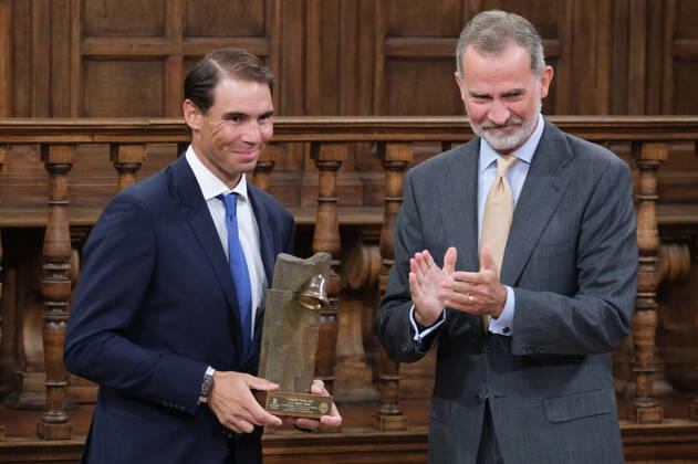 The King Presents The V Edition Of The camino Real Award To Rafa Nadal King Felipe VI presents the Camino Real Award to tennis player Rafael Nadal , during its fifth edition, at the auditorium of the University of Alcala, on 20 September, 2022 in Alcala de Henares, Madrid, Spain Madrid Spain  Copyright: xOscarxGonzalezx originalFilename: gonzalez-notitle220920_npeGa