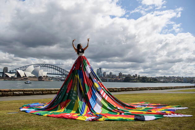 THE AMSTERDAM RAINBOW DRESS, Susie Wrong models the Amsterdam Rainbow Dress at the Royal Botanic Garden, ahead of the Sydney WorldPride Human Rights Conference, in Sydney, Tuesday, September 20, 2022. ( NO ARCHIVING, EDITORIAL USE ONLY, NO USE IN BOOKS WITHOUT CONSENT SYDNEY NSW AUSTRALIA Copyright: xBIANCAxDExMARCHIx 20220920001706105805