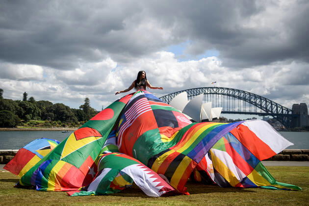 THE AMSTERDAM RAINBOW DRESS, Susie Wrong models the Amsterdam Rainbow Dress at the Royal Botanic Garden, ahead of the Sydney WorldPride Human Rights Conference, in Sydney, Tuesday, September 20, 2022. ( NO ARCHIVING, EDITORIAL USE ONLY, NO USE IN BOOKS WITHOUT CONSENT SYDNEY NSW AUSTRALIA Copyright: xBIANCAxDExMARCHIx 20220920001706105885