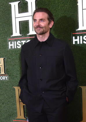 WASHINGTON, DC - SEPTEMBER 24: Bradley Cooper at HISTORYTalks 2022: Your Place in History at DAR Constitution Hall in Washington, DC on September 24, 2022. Copyright: xPatsyxLynchx