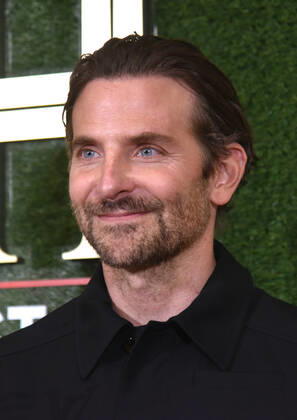 WASHINGTON, DC - SEPTEMBER 24: Bradley Cooper at HISTORYTalks 2022: Your Place in History at DAR Constitution Hall in Washington, DC on September 24, 2022. Copyright: xPatsyxLynchx