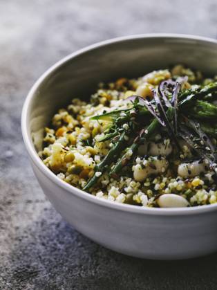 Bulgur tabbouleh with asparagus Bulgur tabbouleh with asparagus Copyright: xRaffaelexMariottix RM090817-9