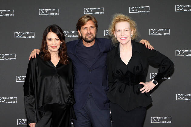 Iris Berben, director Ruben Oestlund and Sunnyi Melles at the Triangle of Sadness cinema premiere on 30 09 2022 at Filmfest Hamburg Filmfest Hamburg 2022 Triangle of Sadness cinema premiere