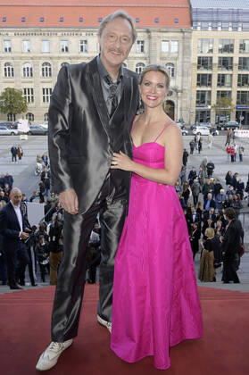 Albrecht Mayer with wife Alexandra Mayer at the award ceremony of the Opus Klassik 2022 at the Konzerthaus am Gendarmenmarkt Berlin, 09 10 2022 Foto:xF.xKernx xFuturexImage