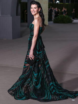 2nd Annual Academy Museum of Motion Pictures Gala Julianna Margulies arrives at the 2nd Annual Academy Museum of Motion Pictures Gala presented by Rolex held at the Academy Museum of Motion Pictures in Los Angeles, California, United States. Academy Museum of Motion Pictures, Los Angeles, California California United States  Copyright: xImagexPressxAgencyx originalFilename: collin-2ndannua221016_npm22.jpg