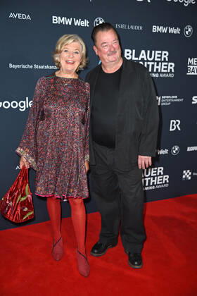 Jutta Speidel, Peter Kurth at the Blue Panther TV Streaming Award ceremony at BMW Welt in Munich on 19 10 2022