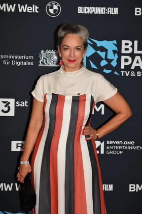 Irina Wanka award ceremony Blue Panther TV Streaming Award 2022 honor, award, prize BMW World Munich 19 October 2022