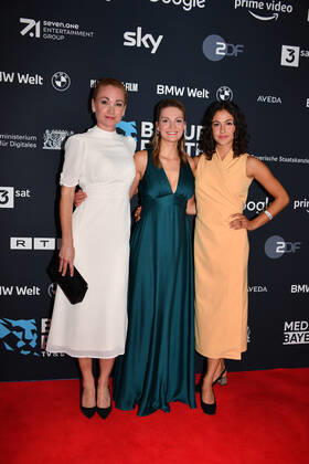 Lisa Marie Potthoff, Judith Gerlach and Soma Pysall Blue Panther TV Streaming Award 2022 Honoring, Award, Prize BMW Welt Munich 19 October 2022