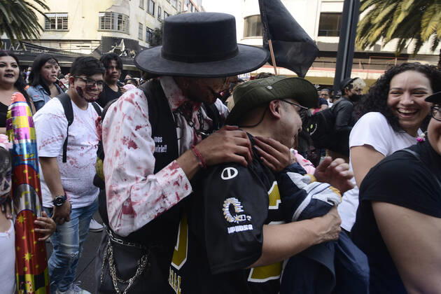 15th Annual Zombie Walk in Mexico October 22, Mexico City, Mexico: A participant walks during the 15th anniversary march of the annual Zombie Walk at Revolution Monumento. on October 22, 2022 in Mexico City, Mexico. (Photo by Carlos Tischler Eyepix Group) Copyright: xCarlosxTischler EyepixxGroupx CT_22102022_79464