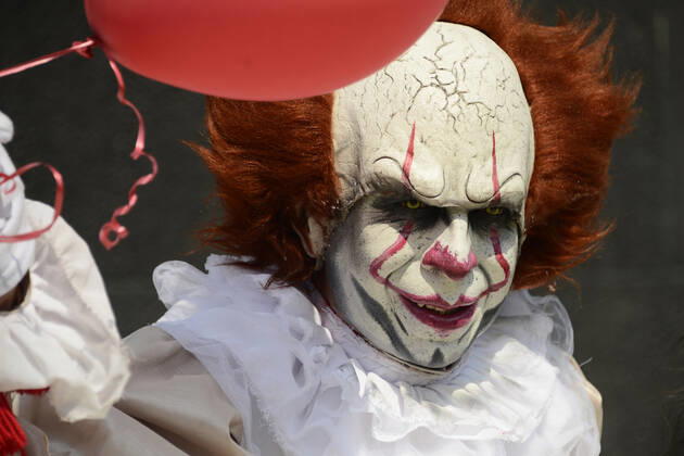 News Bilder des Tages October 22, Mexico City, Mexico: A participant walks during the 15th anniversary march of the annual Zombie Walk at Revolution Monumento. on October 22, 2022 in Mexico City, Mexico. Mexico City Mexico - ZUMAe321 20221022_zia_e321_003 Copyright: xCarlosxTischler EyepixxGroupx