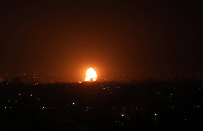 Fire and smoke billowing in the background following an Israeli air strike on Khan Yunis, Fire and smoke billowing in the background following an Israeli air strike on Khan Yunis, southern Gaza Strip, on 4 Nobember,2022. photo by Ashraf Amra Gaza Gaza Strip Occupied Palestinian Territory 041122_Gaza_ASH_00 (2) Copyright: xxAshrafxAmra APAimagesx