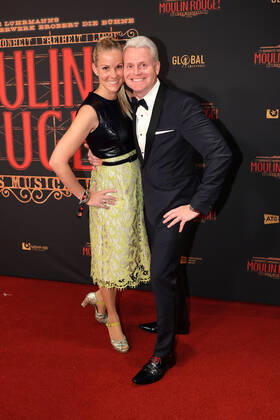 Guido Cantz and his wife Kerstin Ricker at the Moulin Rouge musical premiere on 6 11 2022 in Cologne Moulin Rouge musical premiere in Cologne