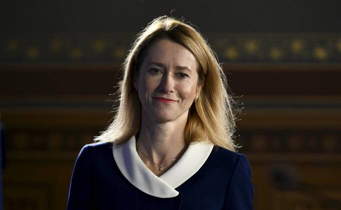 Estonian Prime Minister Kaja Kallas arriving to the press conference during a seminar on cooperation between Finland and Estonia at the House of the Estates in Helsinki, Finland, on November 15, 2022. Helsinki Finland Copyright: xVesaxMoilanenx LKLAPV20221115133307E717