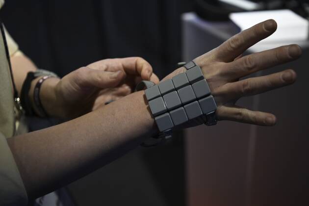 Aalto University presenting hentoTouch, a discreet neuromodulating device for alcohol relapse prevention at the Slush 2022 Startup Event in Helsinki, Finland on November 18, 2022. Helsinki Finland  Copyright: xEmmixKorhonenx LKKTF20221118131154UNED