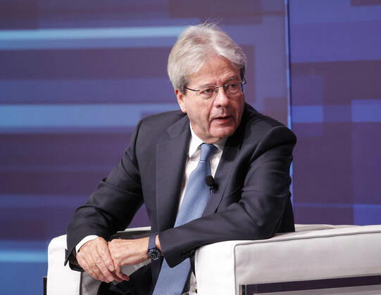 December 3, 2022, Roma, Italia: European Commissioner for Economy Paolo Gentiloni during the Rome MED 2022 - Mediterranean Dialogues, the annual initiative promoted by the Italian Foreign Minister and ISPI (Italian Institute of International Political Studies), in Rome, Italy, 3 December 2022. ANSA GIUSEPPE LAMI. Roma Italia - ZUMAa110 20221203_zaf_a110_044 Copyright: xGiuseppexLamix
