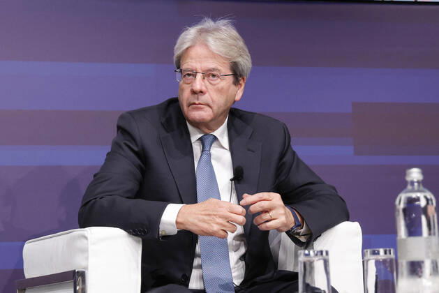 December 3, 2022, Roma, Italia: European Commissioner for Economy Paolo Gentiloni during the Rome MED 2022 - Mediterranean Dialogues, the annual initiative promoted by the Italian Foreign Minister and ISPI (Italian Institute of International Political Studies), in Rome, Italy, 3 December 2022. ANSA GIUSEPPE LAMI. Roma Italia - ZUMAa110 20221203_zaf_a110_085 Copyright: xGiuseppexLamix