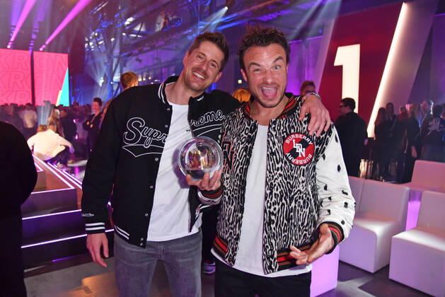 SDP Vincent Stein, Dag Alexis Kopplin at the 1live Krone 2022 in the Jahrhunderthalle in Bochum on 08 12 2022
