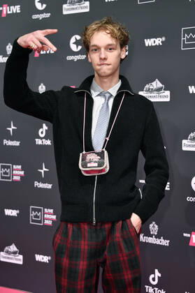 Makko at the 23 award ceremony of the 1Live Krone 2022 in the Jahrhunderthalle Bochum, 08 12 2022 Foto:xN.xKubelkax xFuturexImage