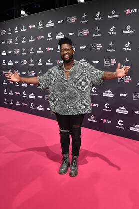 Kelvin Jones at the 23 award ceremony of the 1Live Krone 2022 in the Jahrhunderthalle Bochum, 08 12 2022 Foto:xN.xKubelkax xFuturexImage