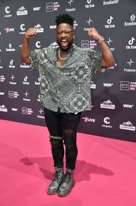 Kelvin Jones at the 23 award ceremony of the 1Live Krone 2022 in the Jahrhunderthalle Bochum, 08 12 2022 Foto:xN.xKubelkax xFuturexImage