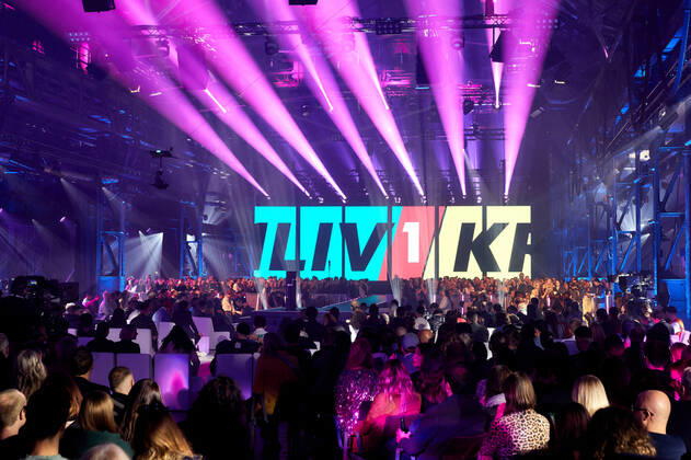 1LIVE Krone award ceremony in Bochum Atmosphere at the 1LIVE Krone award ceremony at the Jahrhunderthalle in Bochum Copyright: xEventpressxGolejewskix