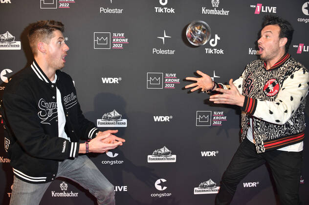 Vincent Stein and Dag Alexis Kopplin from SDP at the 23 award ceremony of the 1Live Krone 2022 in the Jahrhunderthalle Bochum, 08 12 2022 Foto:xN.xKubelkax xFuturexImage