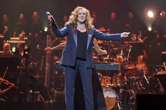 Carol Decker T Pau live at Night of the Proms 2022 at ZAG Arena Hannover, 08 12 2022 Foto:xU.xStammx xFuturexImage