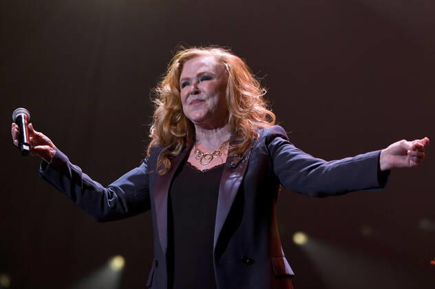 Carol Decker T Pau live at Night of the Proms 2022 at ZAG Arena Hannover, 08 12 2022 Foto:xC.xNiehausx xFuturexImage