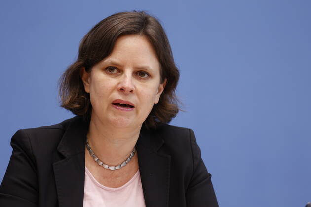 State Secretary Juliane Seifert, BMI, Germany, Berlin, Federal Press Conference, Topic Results of the SVR Integration Barometer 2022