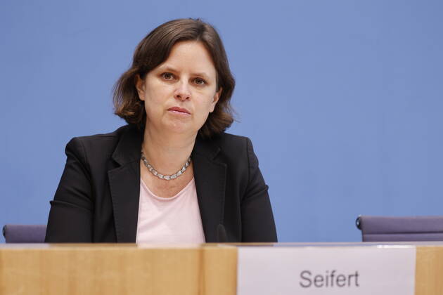 State Secretary Juliane Seifert, BMI, Germany, Berlin, Federal Press Conference, Topic Results of the SVR Integration Barometer 2022