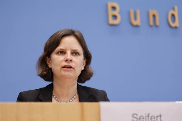 State Secretary Juliane Seifert, BMI, Germany, Berlin, Federal Press Conference, Topic Results of the SVR Integration Barometer 2022