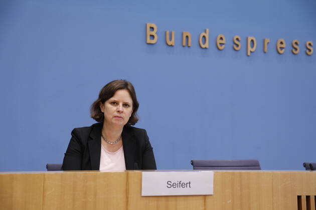 State Secretary Juliane Seifert, BMI, Germany, Berlin, Federal Press Conference, Topic Results of the SVR Integration Barometer 2022