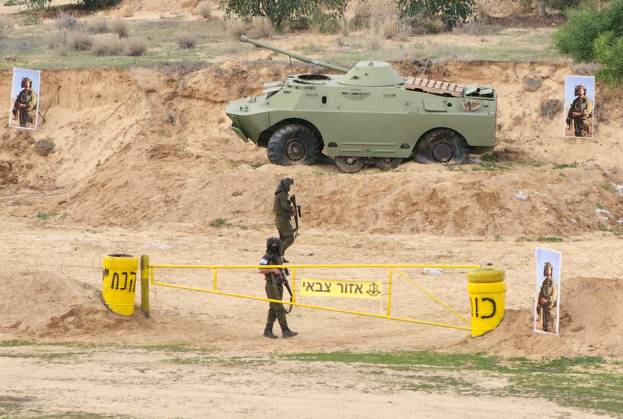 Militants of Al-Ansar Brigades, the military wing of the Palestinian al-Ahrar movement, participates in a military exercise, in Khan Younis in the southern of Gaza strip Militants of Al-Ansar Brigades, the military wing of the Palestinian al-Ahrar movement, participates in a military exercise, in Khan Younis in the southern of Gaza strip on January 01, 2023. Photo by Ashraf Amra apaimages Khan Younis Gaza Strip Palestinian Territory 010123_KHANYOUNIS_ASH_1_00 (23) Copyright: xapaimagesxAshrafxAmrax xapaimagesx