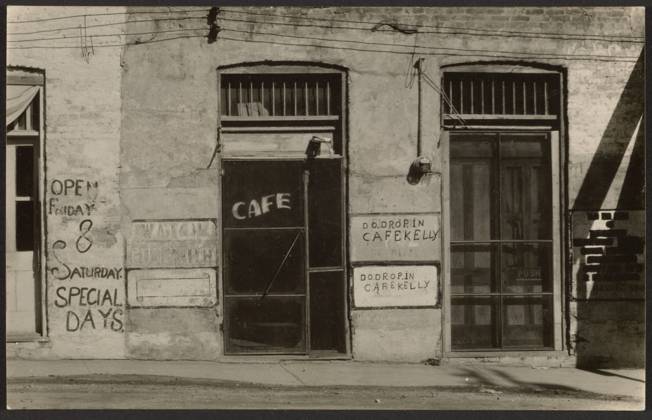 RECORD DATE NOT STATED Storefronts, Edwards, Mississippi. Walker Evans (American, 1903 - 1975) Copyright: xpiemagsx gb19537 !ACHTUNG AUFNAHMEDATUM GESCHÄTZT!