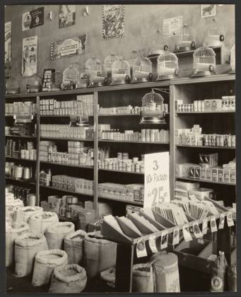 RECORD DATE NOT STATED Seed Store, Interior, Vicksburg, Mississippi. Walker Evans (American, 1903 - 1975) Copyright: xpiemagsx gb45750 !ACHTUNG AUFNAHMEDATUM GESCHÄTZT!