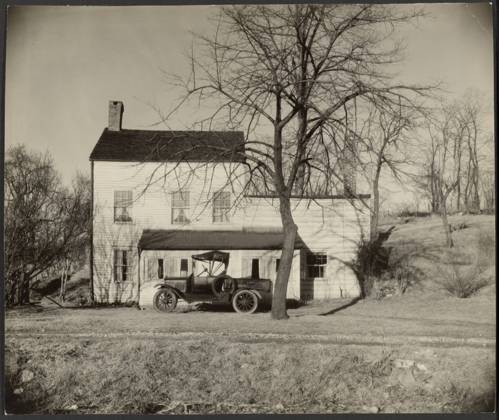 RECORD DATE NOT STATED Westchester, New York, Farmhouse. Walker Evans (American, 1903 - 1975) Copyright: xpiemagsx gb58946 !ACHTUNG AUFNAHMEDATUM GESCHÄTZT!