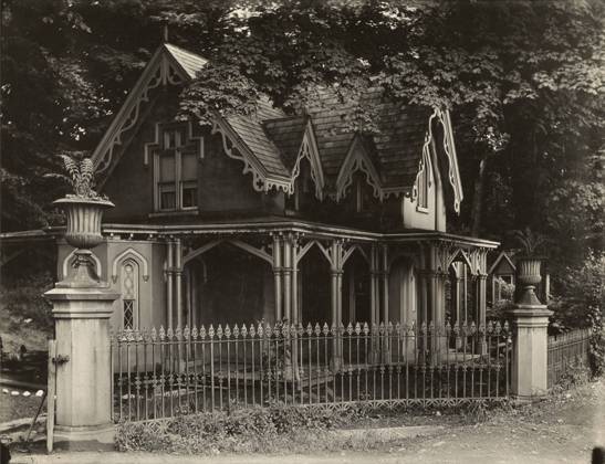 RECORD DATE NOT STATED Gothic Gate Cottage near Poughkeepsie, New York. Walker Evans (American, 1903 - 1975) Copyright: xpiemagsx gb60315 !ACHTUNG AUFNAHMEDATUM GESCHÄTZT!