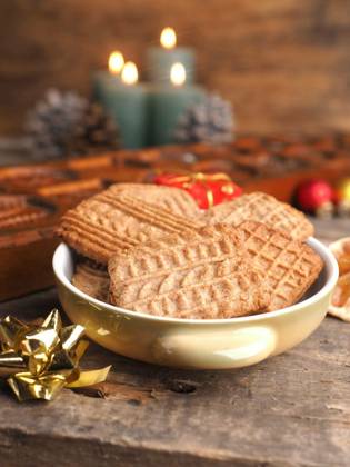  Christmas time, homemade Spekulatius cookies baking, Advent time, Christmas baking, Christmas time, homemade Spekulatius cookies baking, Advent time, Christmas baking, seasonal food, Christmas time, homemade Spekulatius cookies baking, Advent time, Christmas baking, seasonal food, 04.11.2022, Copyright: xb.Artex Panthermedia32695467.jpg