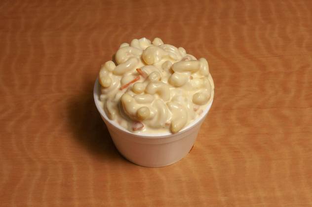  Fresh Macaroni Salad, American cuisine dish known as Macaroni salad, American cuisine dish known as Macaroni salad, 09.10.2022, Copyright: xrobeox Panthermedia32350219.jpg