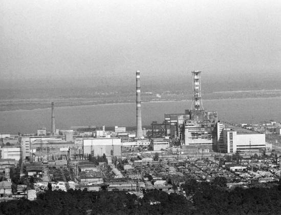 Kiev Region, Ukrainian SSR, USSR. The view shows the Chernobyl Nuclear Power Plant after the accident. On April 26, 1986, an explosion occurred in the reactor no. 4 of the nuclear power plant during equipment tests after the shutdown of the reactor for the next scheduled preventive maintenance. Valery Zufarov TASS  4458699