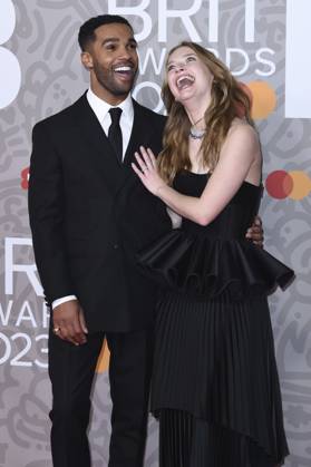 Lucienne Laviscount and Camille Razat at the 43 BRIT Awards 2023 ceremony at the O2 Arena London, 11 02 2023. Foto:xS.xVasx xFuturexImage