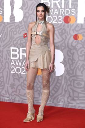 Olivia Neill at the 43 BRIT Awards 2023 ceremony at the O2 Arena London, 11 02 2023. Foto:xS.xVasx xFuturexImage