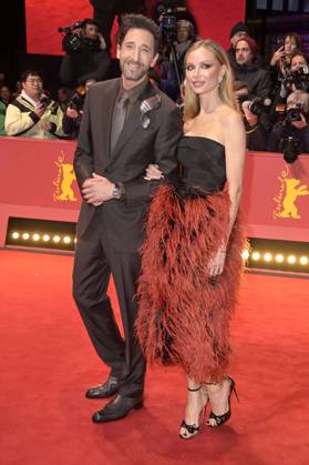 Adrien Brody with partner Georgina Chapman at the premiere of the feature film Manodrome at the Berlinale 2023 73 Berlin International Film Festival at the Berlinale Palast Berlin, 18 02 2023. Foto:xF.xKernx xFuturexImage