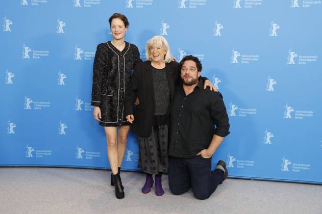 Vicky Krieps, Margarethe von Trotta and Ronald Zehrfeld at the photocall for the feature film Ingeborg Bachmann Reise in die Wüster at the Berlinale 2023 73 Berlin International Film Festival at the Hotel Grand Hyatt Berlin, 19 02 202 Foto:xD.xBedrosianx xFuturexImage