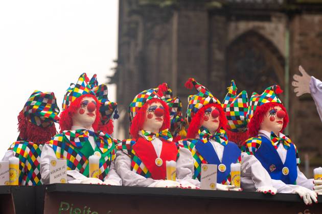 IMAGO Creative, Gesellschaft, Fasching Traditional School Carnival Parade Schuul En Veedezuch In Cologne A general view of the traditional school carnival parade Schuul en Veedezuch in Cologne, Germany is being captured on February 19, 2023 Cologne Germany  Copyright: xYingxTangx originalFilename: tang-notitle230219_npSAy.jpg
