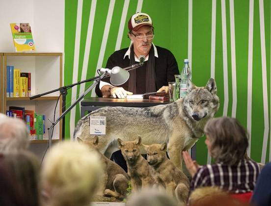 <p>Andreas Hoppe, Buchautor, liest am Donnerstag, dem 13. Februar 2020 aus seinem Buch