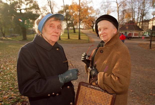 Childrens author Astrid Lindgren is well known and loved by children all over the world Her popular character Pippi Longstocking has been translated into some 70 languages The first animated film about Pippi recently premiered in Stockholm In November 1997, Astrid Lindgren turns 90 The picture Astrid  Copyright: xHansxTxDahlskogx ASTRID LINDGREN